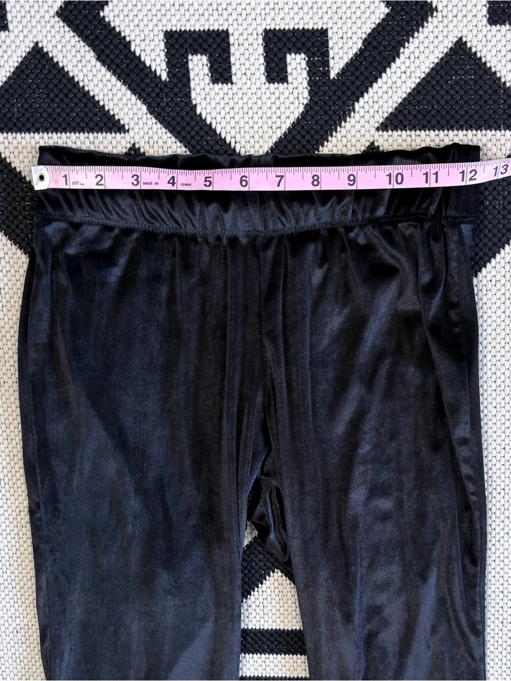 Three Bird Nest Cher Velvet Flare Pants in Black Small - Picture 4 of 10